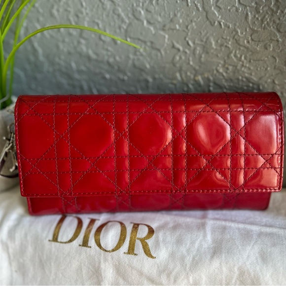 Lady Dior Cannage Quilted Cherry Red Patent Leather Calfskin Wallet Bag & Chain - Picture 9 of 17